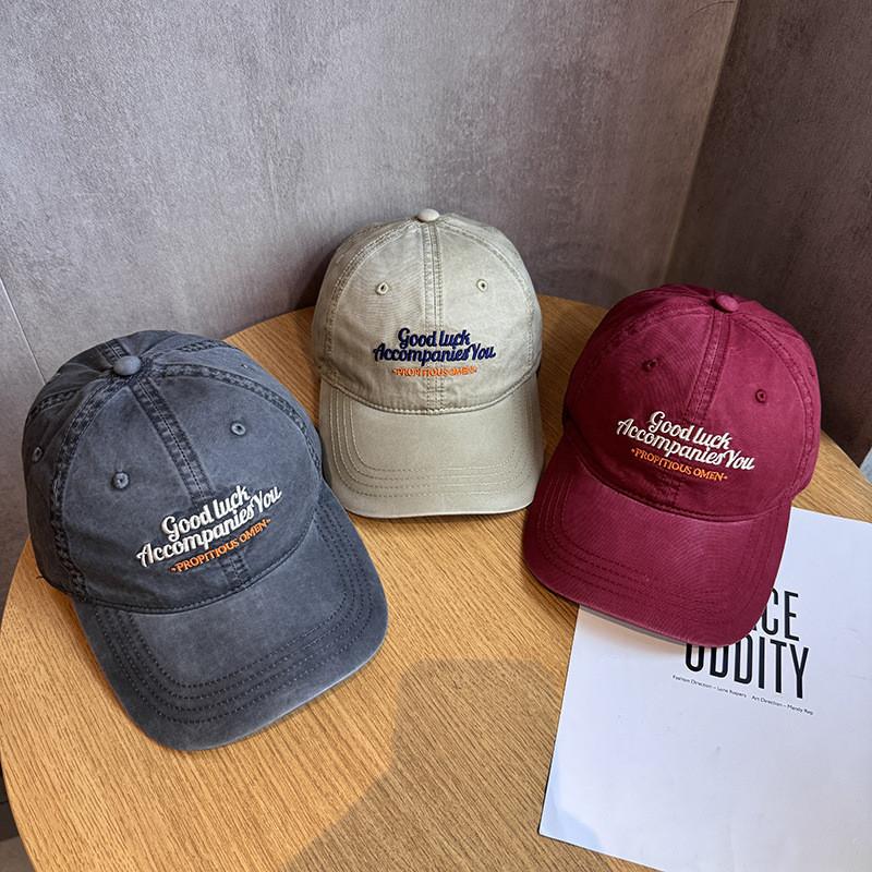 Vintage Letter Embroidered Baseball Cap With Curved Brim For Casual Summer Wear