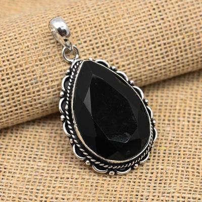 Pietra Preziosa Spinello Nero Fatto a Mano Gioiello in Argento Sterling 925 Lussuoso Pendente per Regalo di Matrimonio