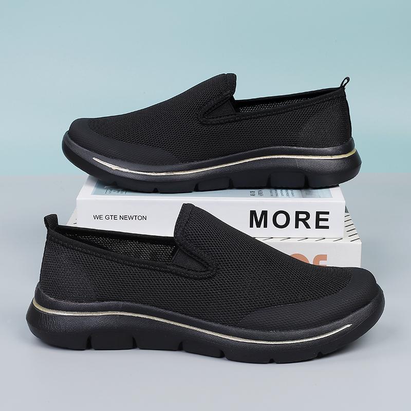 Men's Casual Shoes Designer Shoemaker Summer Sports Shoes Lazy Shoes Car Stitching Solid Color 2024 Vulcanized Shoes Are Good