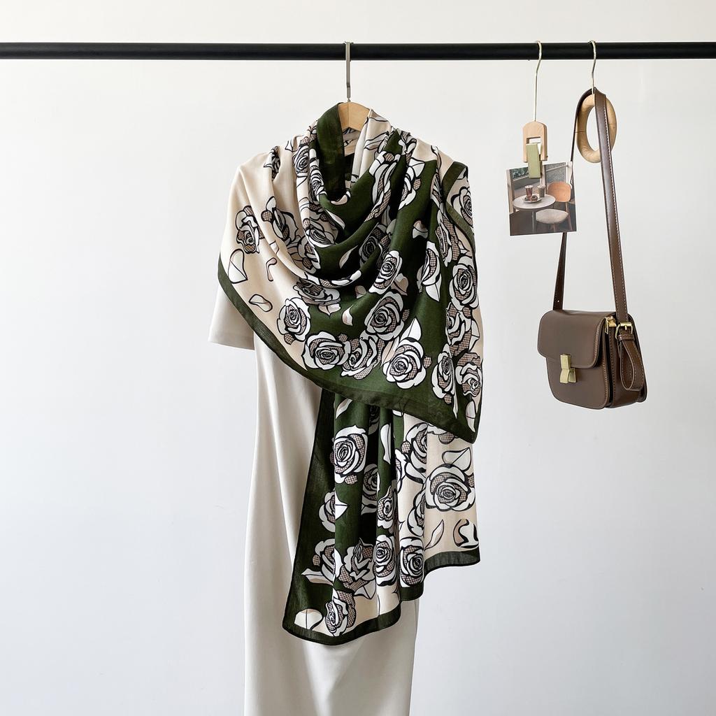Autumn New High End Touching Word Pattern Silk Scarf for Women Lake Color Geometric Printing Imitation Silk Satin Shawl