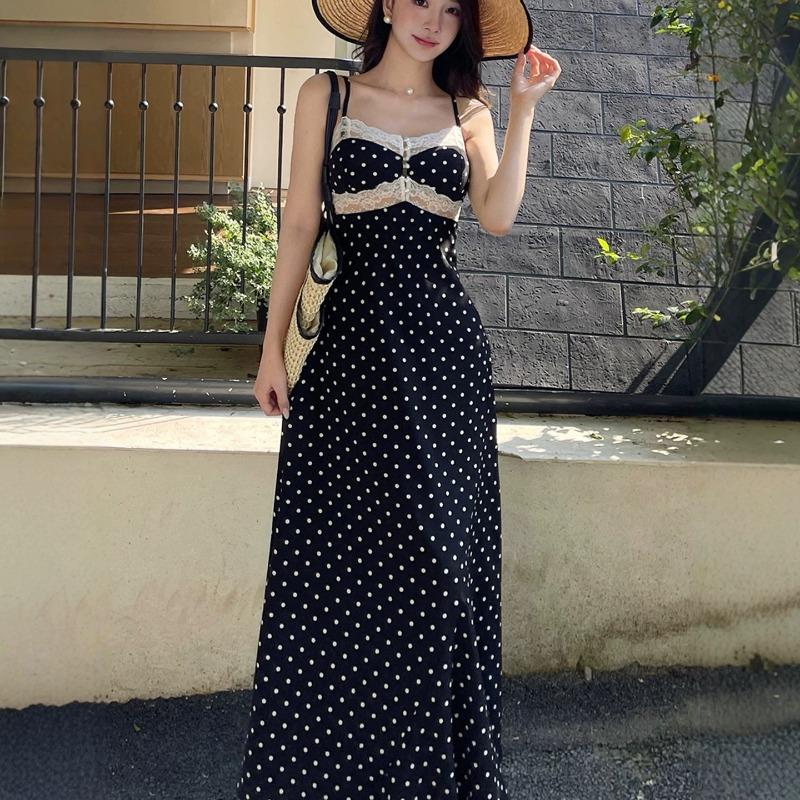 New French Style Polka Dot Maxi Dress Women s Lace Trim Spaghetti Strap Cami Dress Black White Polka Dot A Line Dress for Summer Vacation Beachwear S