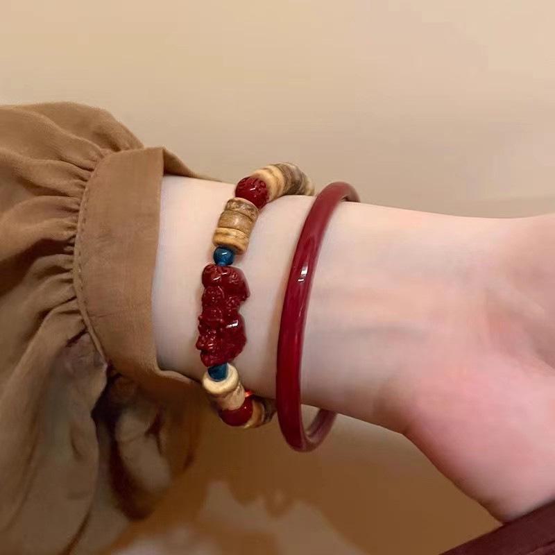 Elegant Chinese Pixiu Beaded Bracelet: Luxurious, Exquisite National Style for Women 2025