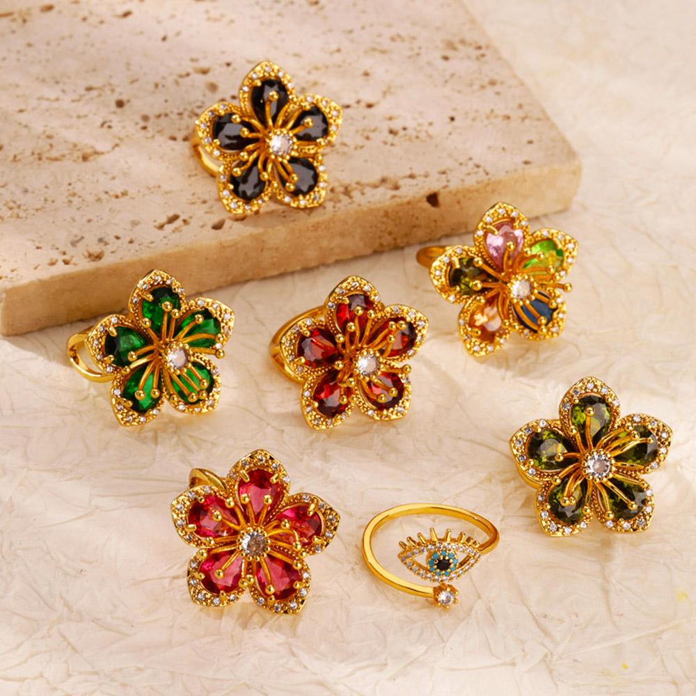 Grüne Zirkonblumenringe für Damen Goldfarbe Edelstahl Blume Floraler Ring Eleganter Luxus Hochzeit Ästhetischer Schmuck Geschenk