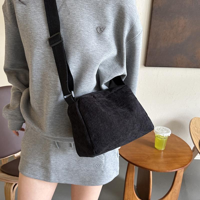 Solid Color Corduroy Shoulder Bag All-match Zipper Handbag Versatile Carry On Crossbody Bag