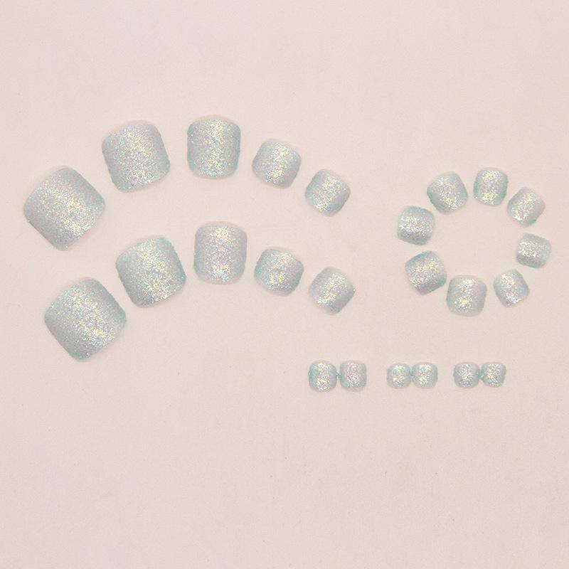 Summer Silver Glitter Flash Toenail Tips: Wearable, Removable European & American Manicure Nail Patches