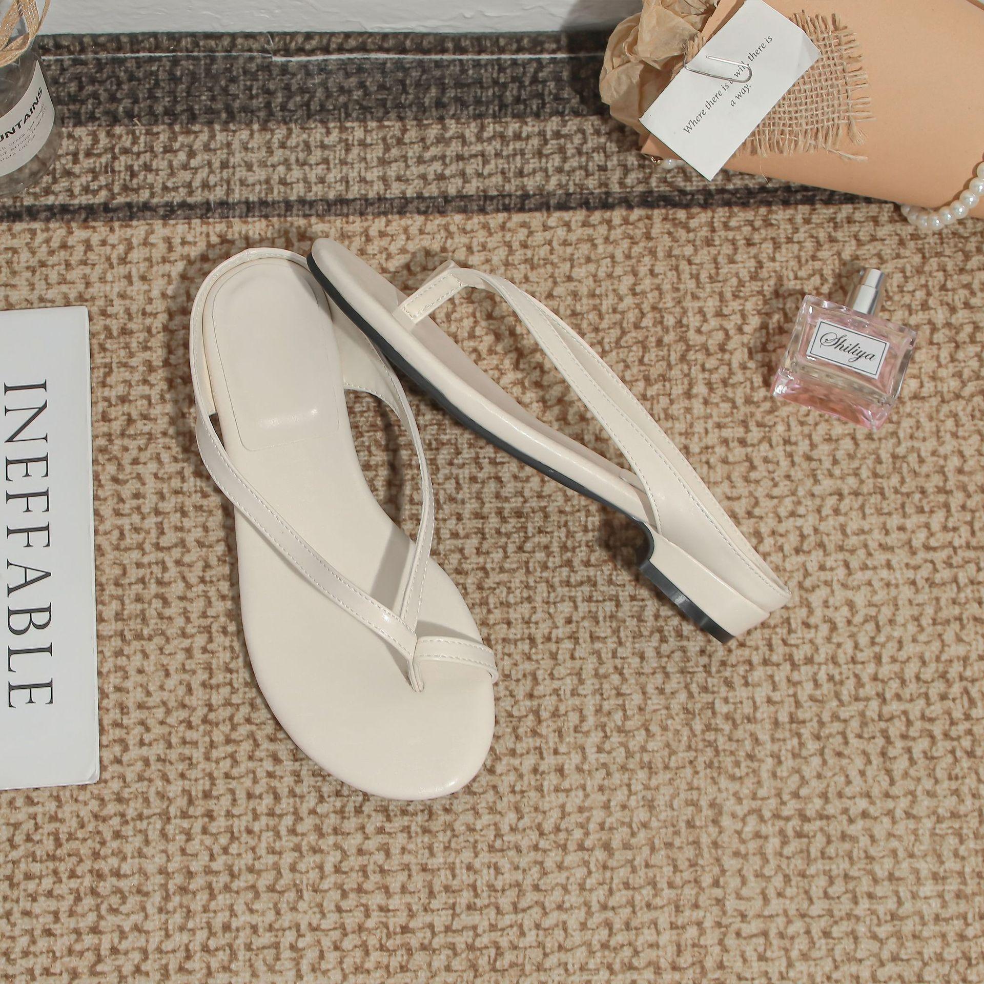 

Grape mother flip-flops women s versatile outer wear with skirt casual slippers women s 2025 high-quality temperament women s shoes 35