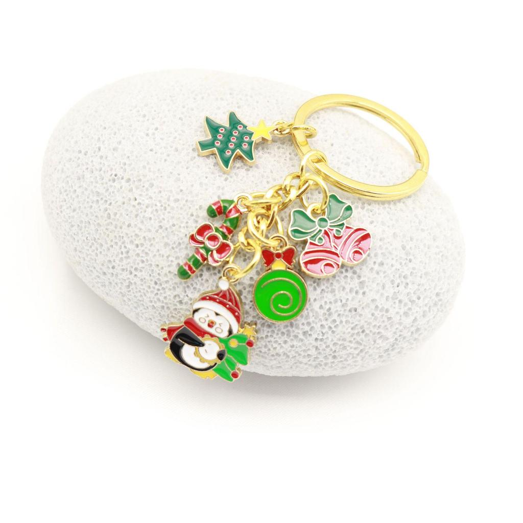Christmas Drip Oil Cute Cartoon Keychain: Creative Personality Ornament Pendant