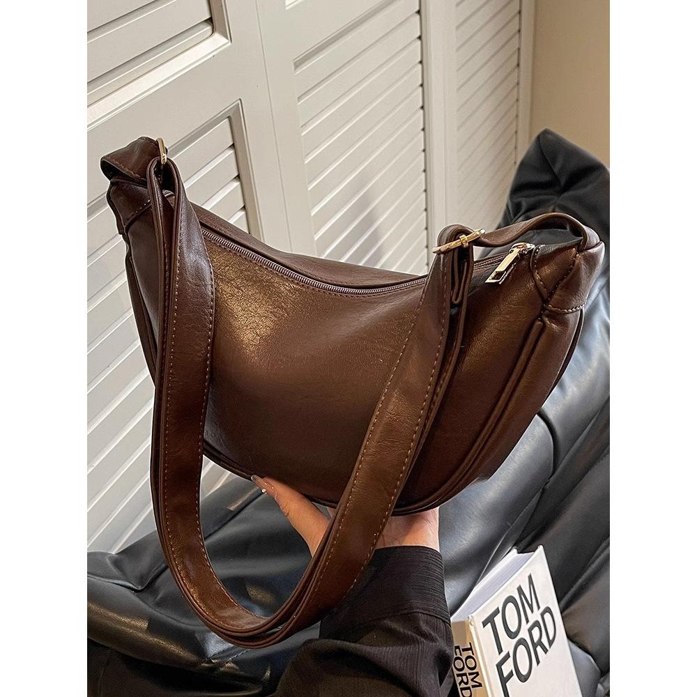 Autumn and Winter Maillard Retro Dumpling Bag Women's 2025 Popular Trendy Niche Fashion Versatile High Sense Women's Shoulder Bag