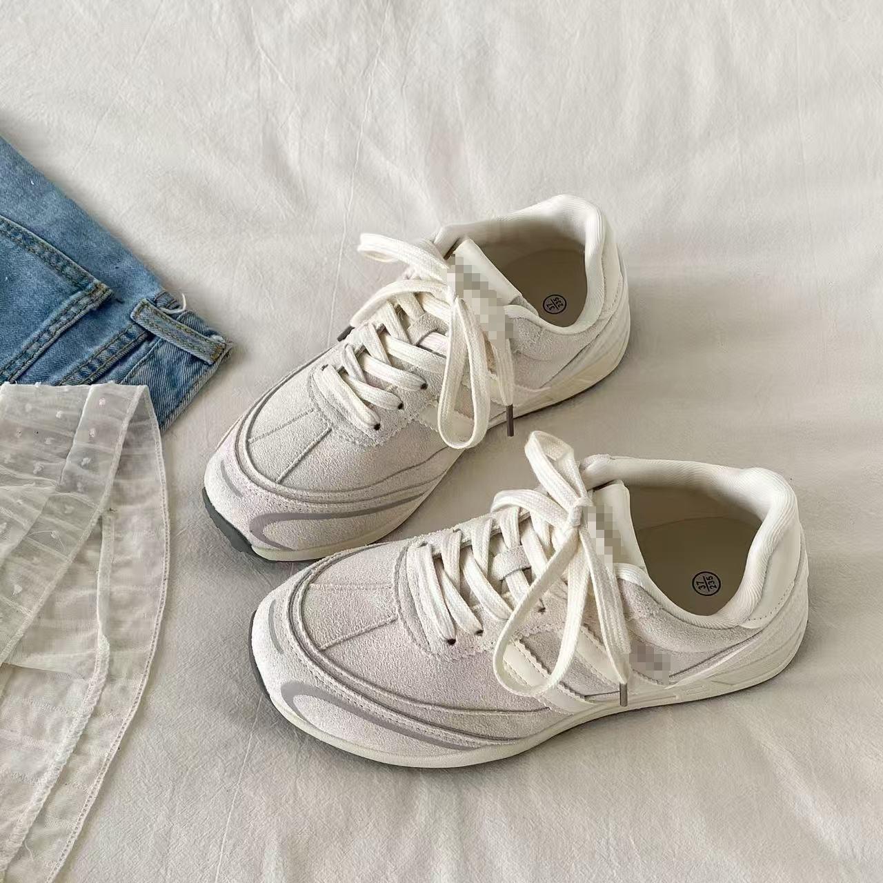

Sports and leisure moral training shoes autumn new niche platform students running low-top 35 белый