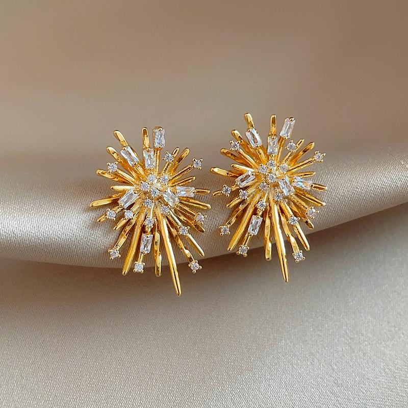 Irregular Ddesign Flower Explosion sShaped Earrings Copper Alloy Micro Inlaid Zircon Accessories Unusual Jewelry For Womens