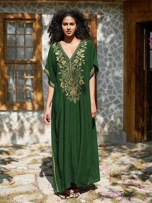 2024 Sexy Gold Embroidery V-Neck Bat Sleeve Robe Long Dress Women Plus Size Kaftan Loose Beach Bathrobe Swimwear Coverup Q1642