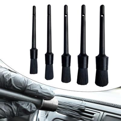 Starostlivosť o auto – Hubky, handry a kefy
