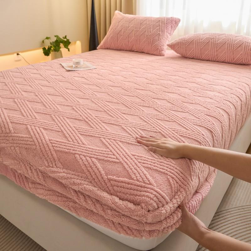 2025Winter Taffeta Fleece Bed Sheet Simple Single Piece Warm Coral Fleece Thickened Flannel Protector Non-Slip Bed Cover