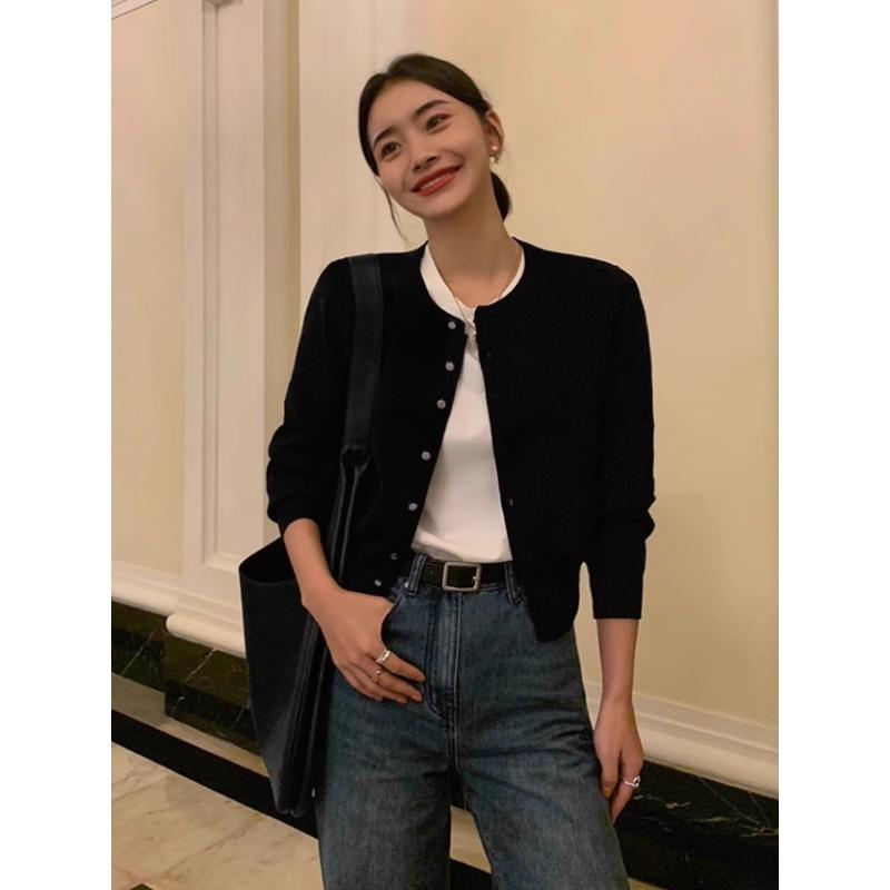 Long-sleeved Knitted Cardigan Women's Early Autumn Youthful Design Sweater Coat, Retro Round-neck Elegant Short Top