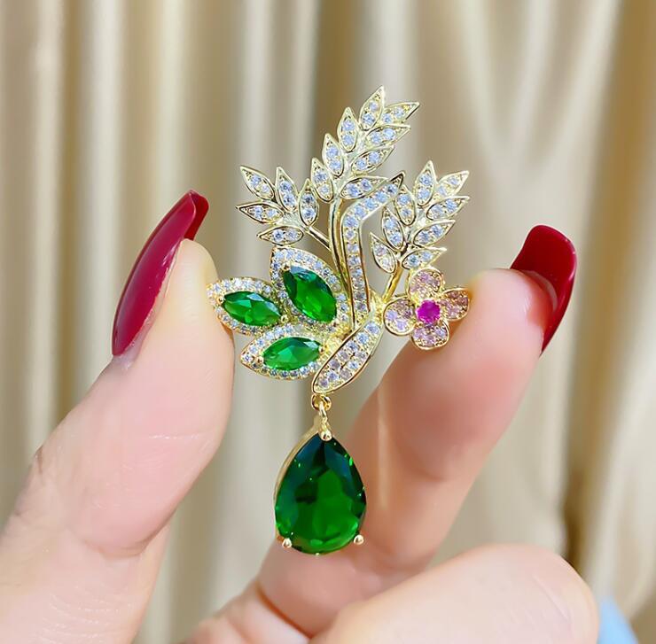 Fashion Green Yellow Leaves Flower Bouquet Wheat Ear Brooch for Women Creative Rhinestone Pin Suit Clothing Jewelry Accessories