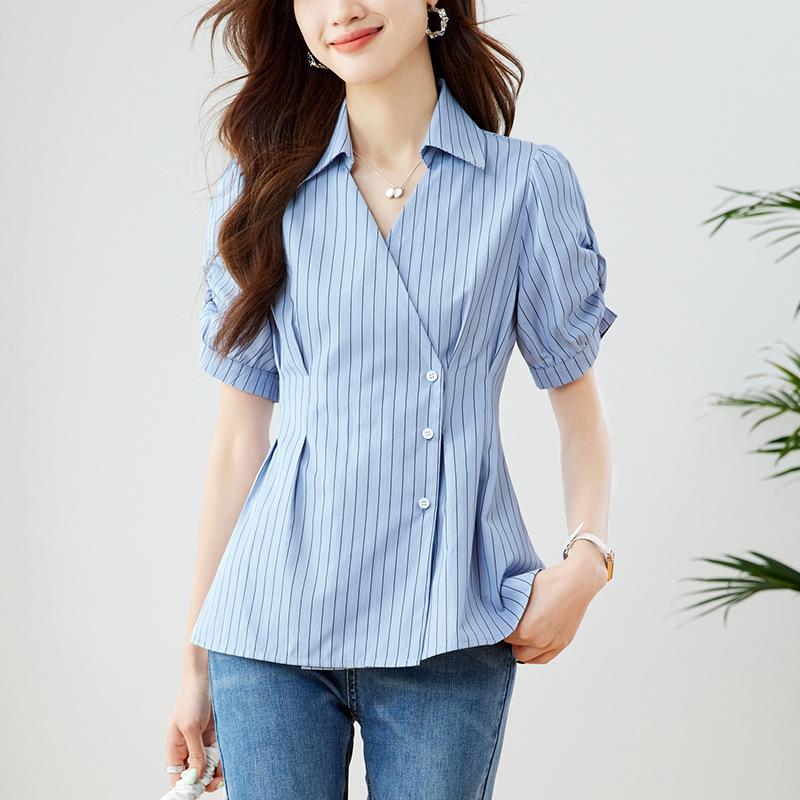 

Striped Short-sleeved Shirt for Women In Summer French Niche V-neck Puff Sleeve Top Loose and Slim Large Size Thin M