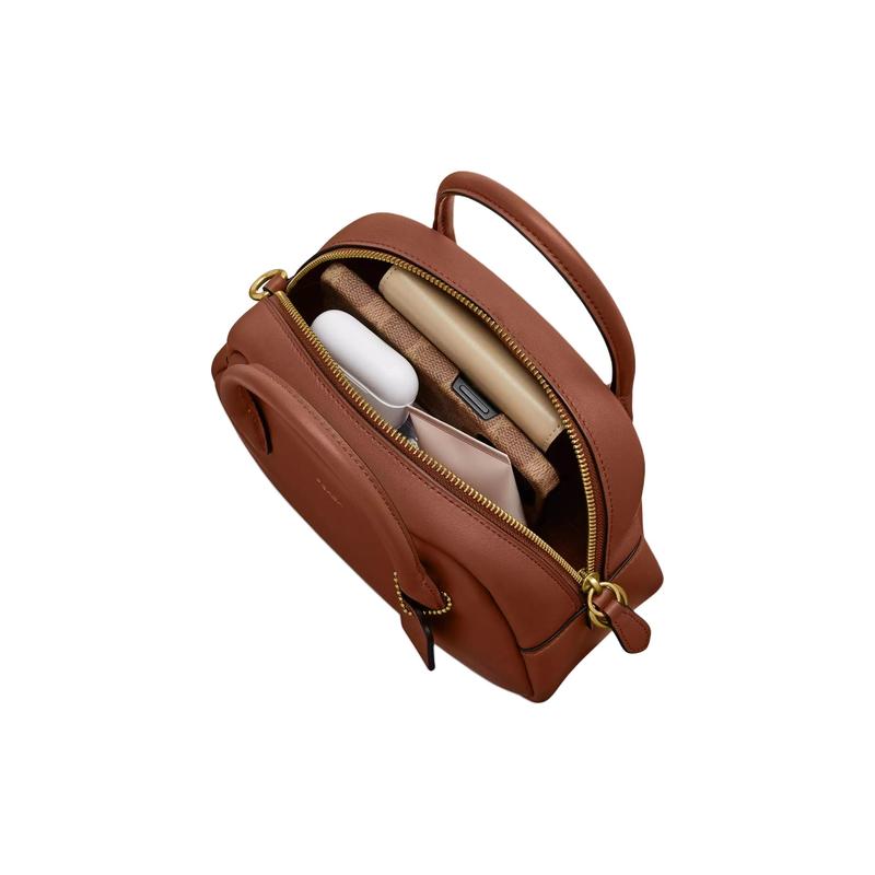 Coach Borough Bolso 23 Metal Logo Zip Closure Leather Shoulder Crossbody Bag Medium Women's Brown