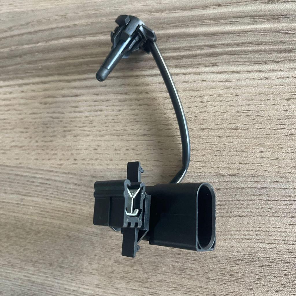 Volkswagen Magotan External Temperature Sensor: Models 3G0820535, 3G0820535A, 3G0820535B.