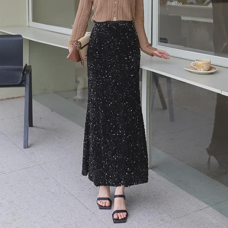 Elegant High-Waist Velvet Fishtail Skirt with Sequins for Autumn