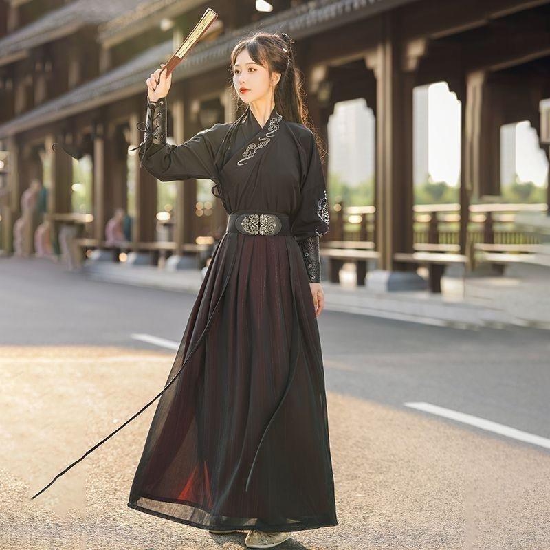 China Hanfu Swordsman Kjekk kul daglig broderidrakt i kinesisk stil