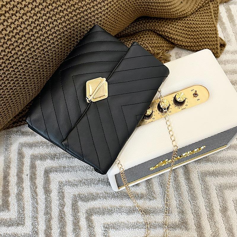 Bag Women's Fashion Pattern Hidden Buckle Shoulder Messenger Chain Paper Bag Versatile, Small Square Bag