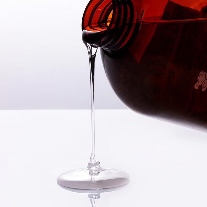 Dieyin Moisturizing Horse Oil Shower Gel Gift Set (2x 600ml)