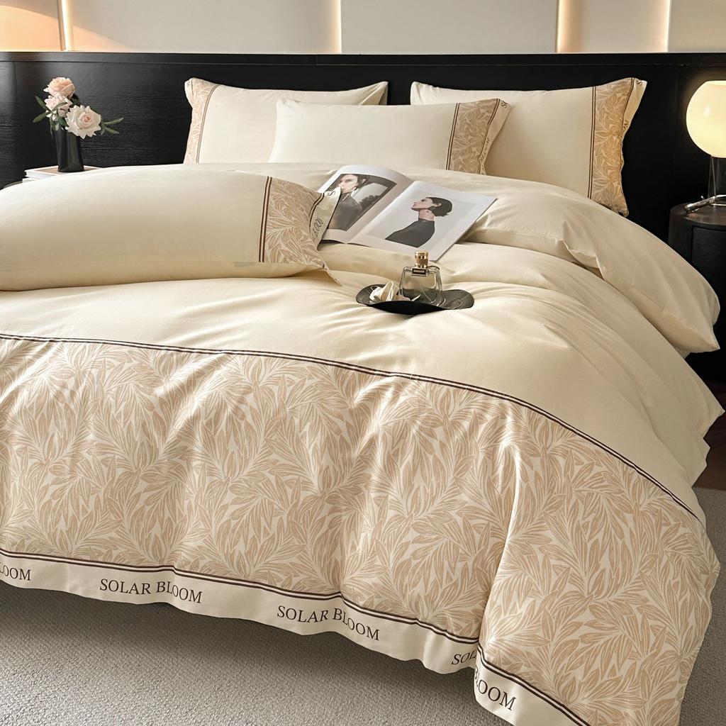 Four-piece Set of Polished Bedding Light Luxury Printing, Skin-friendly and Breathable Washed Sheets Quilt Covers Pillowcases.
