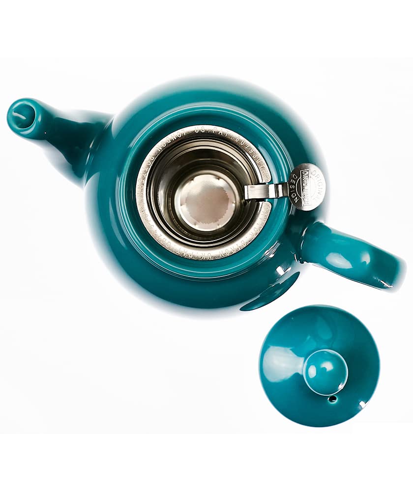 This 600ml Aqua teapot from the home of authentic British black tea is perfect for home use. Its charming round shape and fine-mesh stainless steel