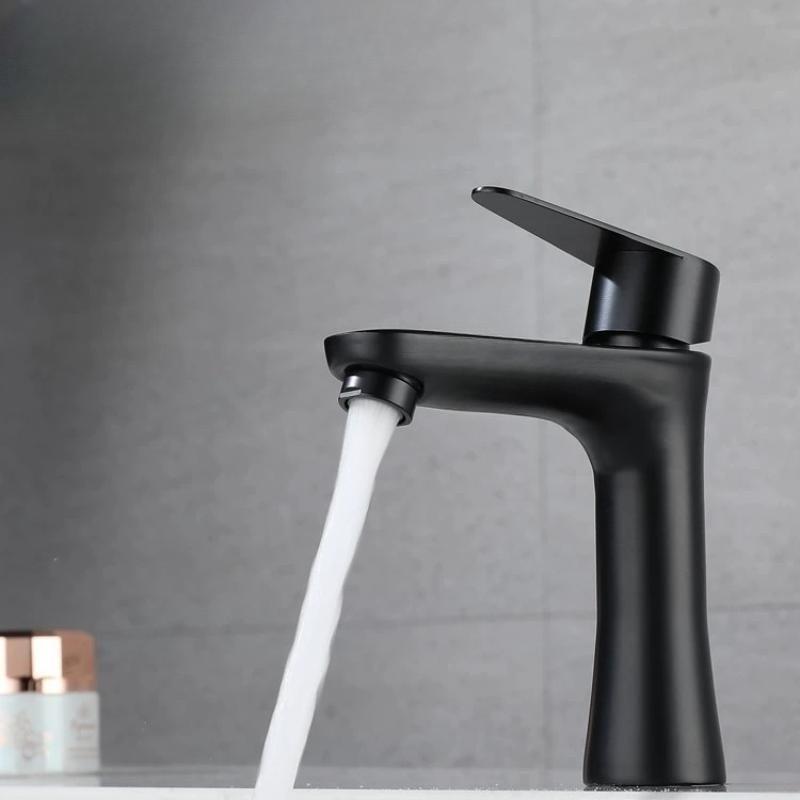 Hushåll Modern Stilfull Vattenkran Badrumshandfat Svart Blandare 304 Rostfritt Stål Enkel Kall Vattenkran