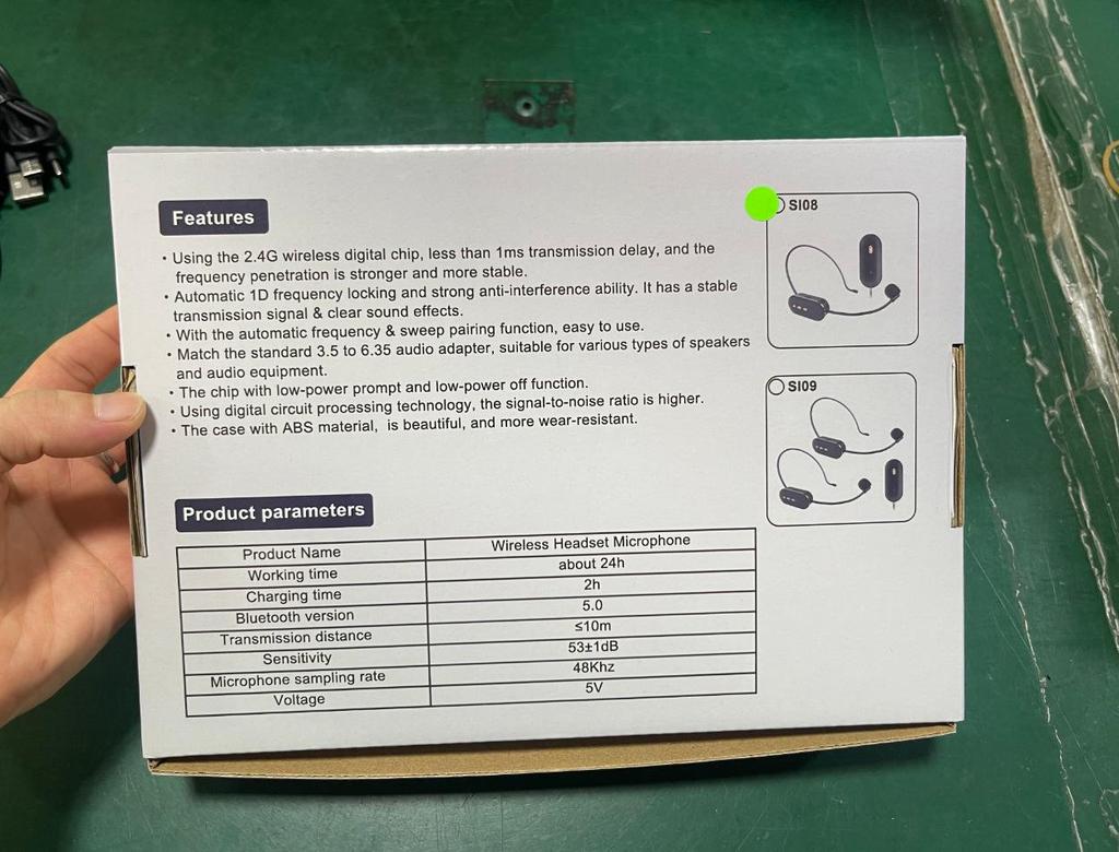 2.4G Dual Wireless Microphone and Bluetooth Speaker for Teaching and Stage Performance