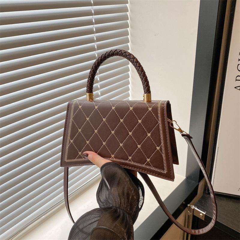 

Популярна в цьому році корейська версія сумки з діамантами, літо 2024 року, нова універсальна сумка на плечі з нішевим дизайном