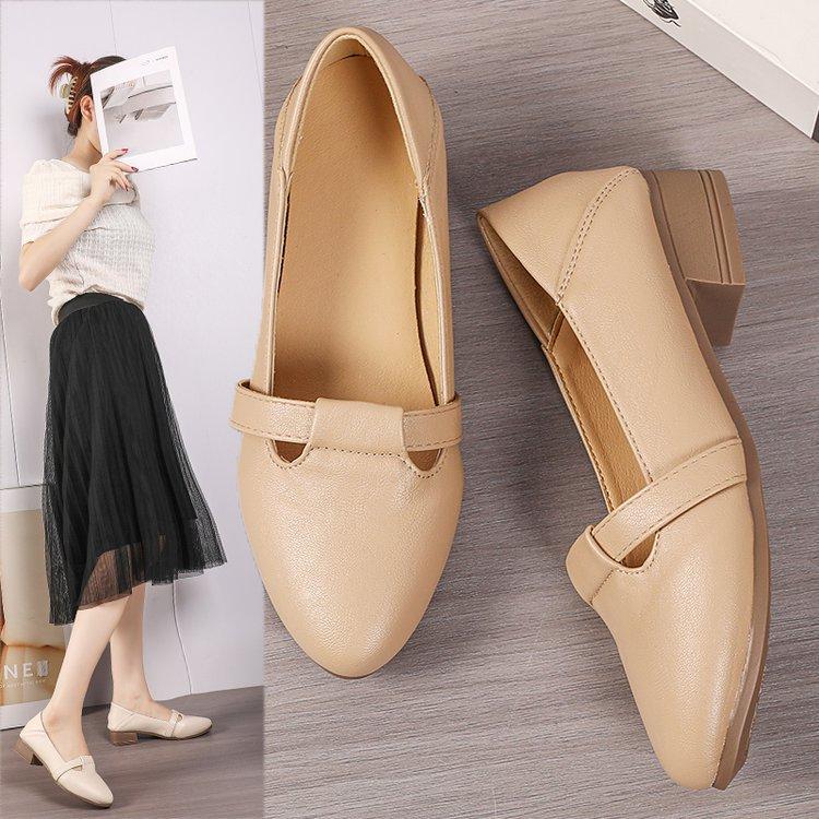 Shallow mouth foot cover work shoes women's 2025 autumn new retro single shoes pointed comfortable soft sole temperament versatile women's shoes