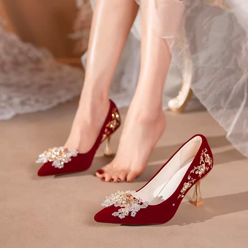 

Wedding Shoes Fashion Pointed Toe Slip-on Rhinestone Flower Non-Slip Wear-Resistant High Heels 34