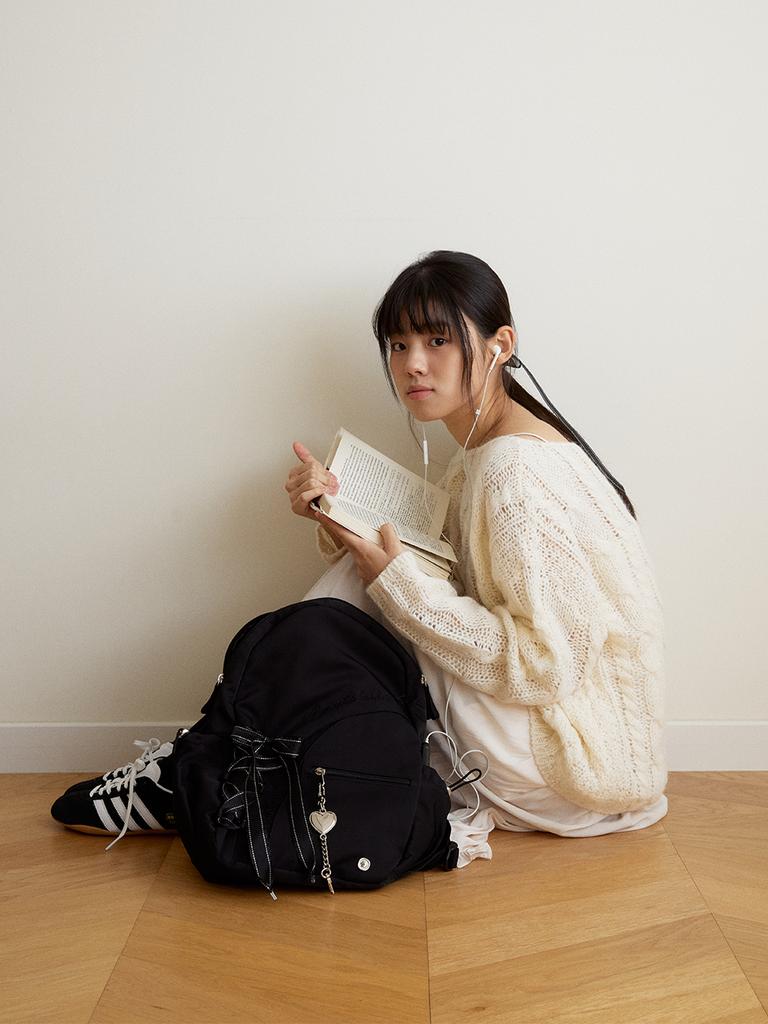 Ovuni Romantic Sneaker Backpack_Black