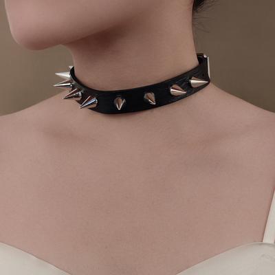 Punk Style Dark Necklace, Sweet And Cold Style Personality Chain Bow Thorn Thorn Collar