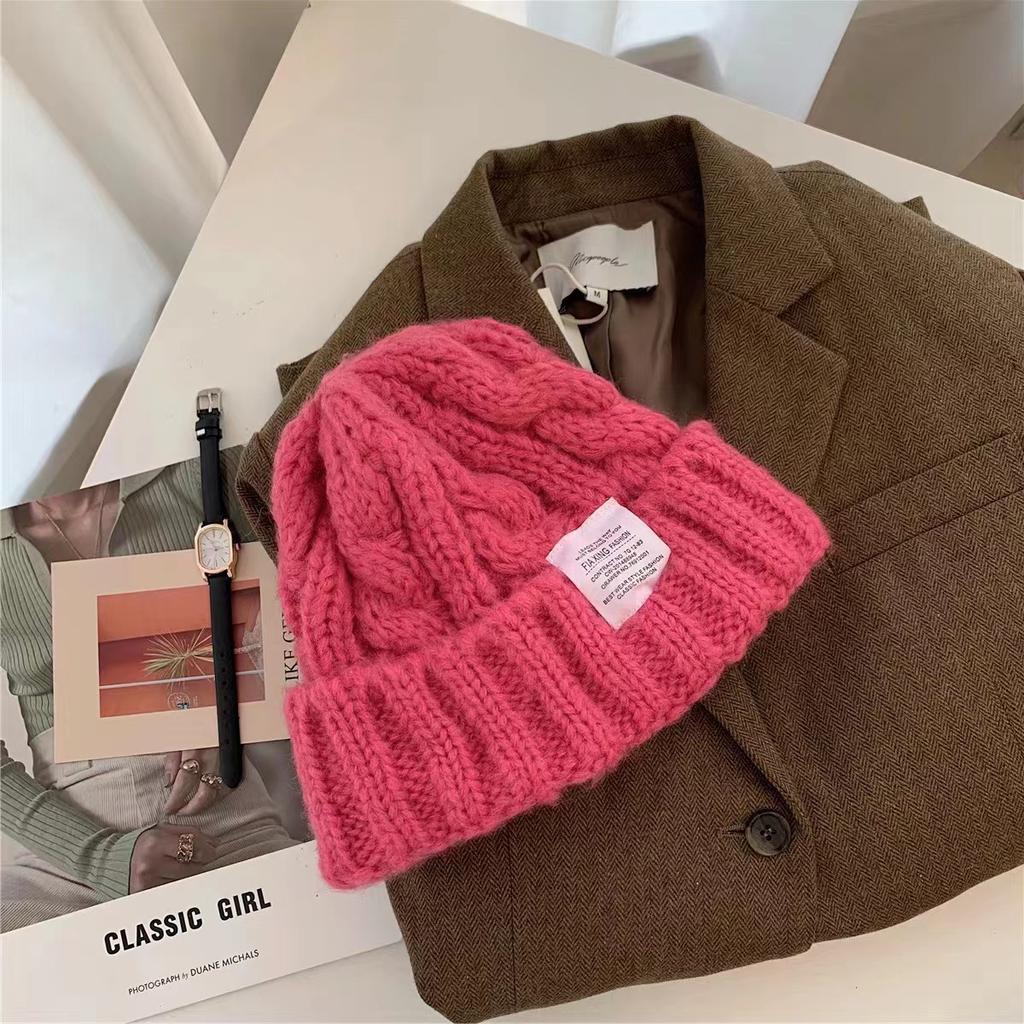 Warm Hat for Women with Versatile Outdoor Jacket Hat Showing Off Their Faces for Primary School Students In Autumn and Winter Trendy Knitted Hat