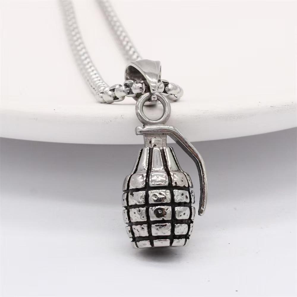 Pandantiv Mixt Modă Retro, Aripi de Vultur, Colier Personalizat din Aliaj European și American, Bijuterii pentru Bărbați și Femei