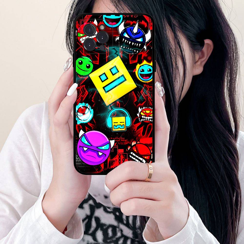 Game Geometry Dash For IPhone 17 16 15 14 13 12 11 Pro Max 13 17Air Shockproof Soft Phone Cases Coque
