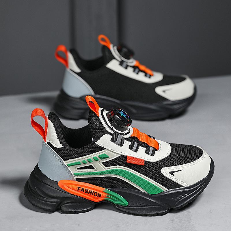 

Спортивная обувь для мальчиков 2025 новая сетчатая дышащая спортивная обувь для бега для среднего и старшего возраста, студенческая и сетчатая обувь для девочек 39