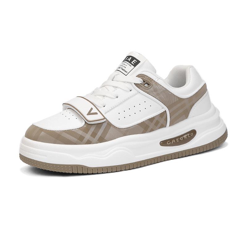 

Men s shoes spring and autumn trend breathable flat-bottomed casual board shoes new student low-top sports wear-resistant heightening white shoes 44