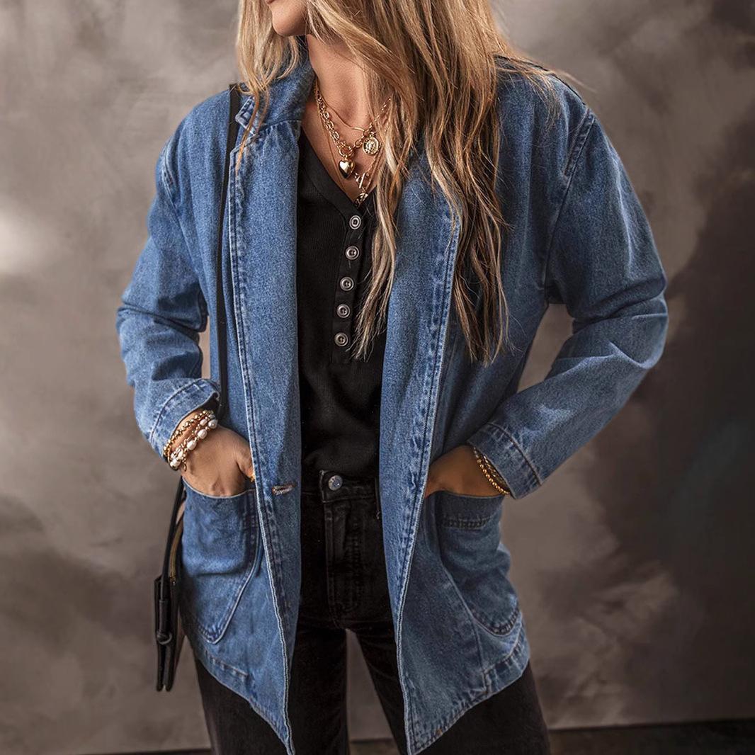 

Модная женская джинсовая куртка в западном стиле приталенного кроя с застежкой на одну пуговицу XS синий