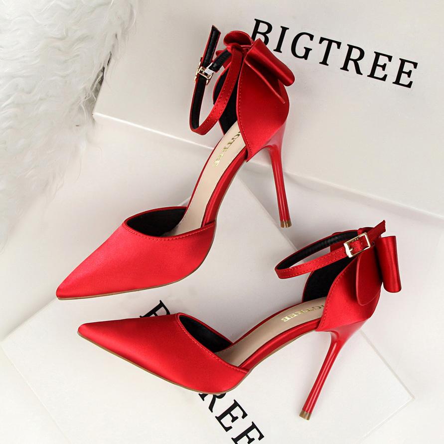 Bigtree Sweet Lady vékony sarkú 10 cm magas sarkú, sekély szájú hegyes szandál csokornyakkendővel