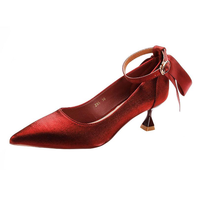 Red Xiuhe wedding shoes with pointed high heels women's stiletto 2025 new white bridesmaid shoes small heels single shoes