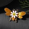 Vintage Fashion New Alloy Drip Oil Yellow Bee Brooch for Women, Creative Retro Insect Chest Flower Brooch, Accessories