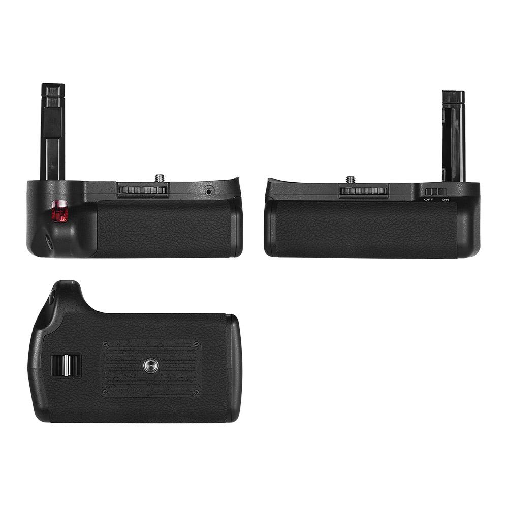 Vertical Battery Grip Holder for  D5100 D5200 DSLR Camera EN EL 14 Battery Powered with IR Remote Control