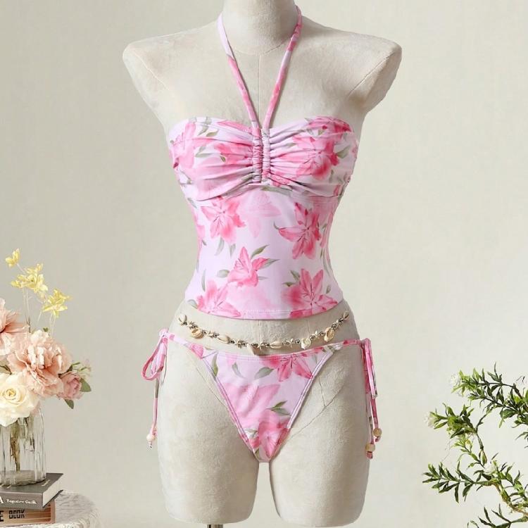 Fashionable Halterneck Style Tankini With Colorful Flower Pattern Ideal For Vacation Wear Top With Matching Bottoms
