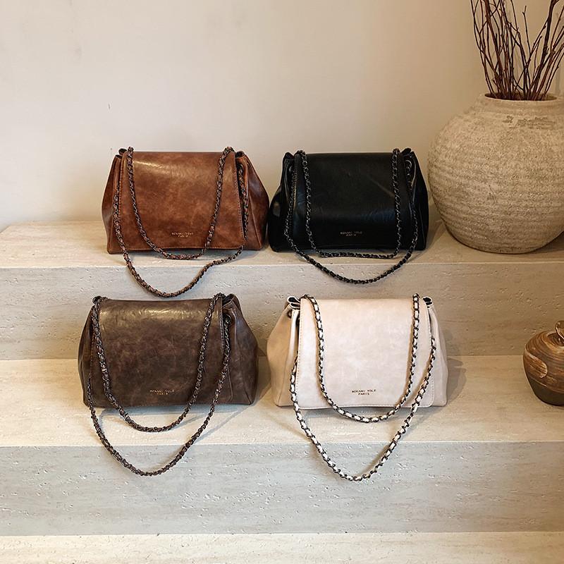 Elegant Urban Minimalist Tote Bag For Women Spacious Shoulder Bag Trendy Design