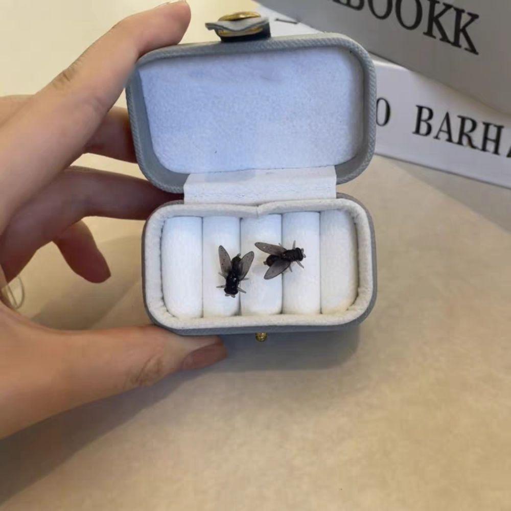 Kreative Mini Fliegen Ohrringe Streich Insekten Kleine Ohrringe Stylische Mücken Ohrstecker Party Schmuck