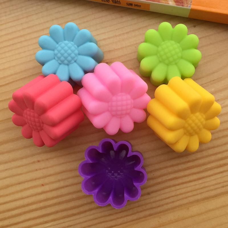 5Pcs 5Cm Sunflower Flower Jelly Pudding Mold Muffin Cake Cup Silicone Muffin Cake Baking Molds Kitchen Accessories