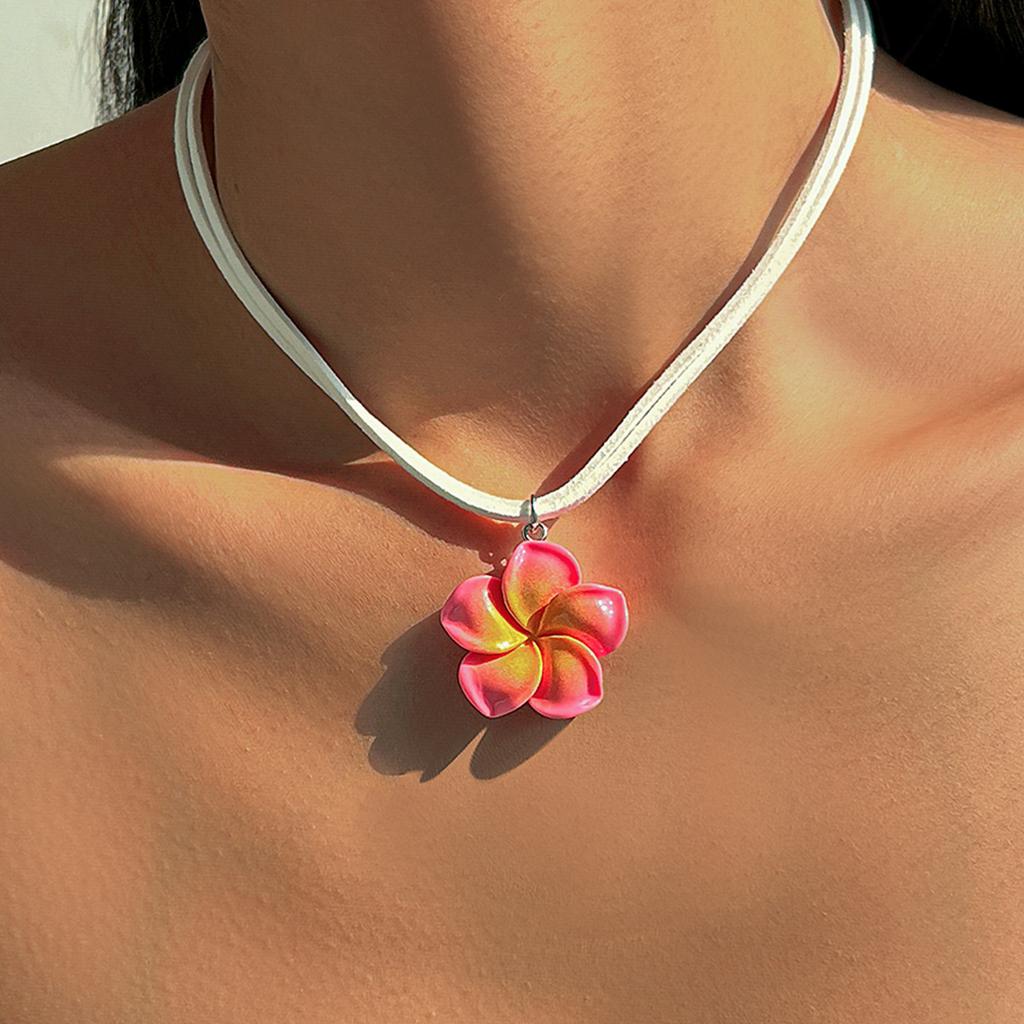 Accessories Cream Wind ins Summer Fashion Necklace Earrings Set Small Fresh Flower Dyed Necklace Accessories